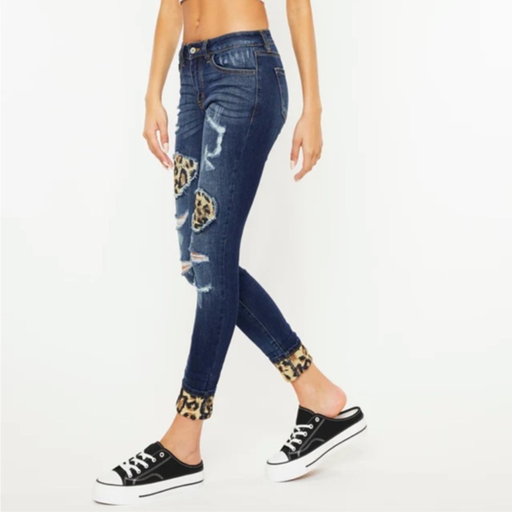 KanCan Stretchy Mid Rise Distress Ripped Leopard Patch Ankle Skinny Blue Jean 28